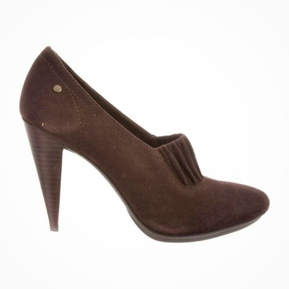 Coach Adra Suede Heeled Booties Sz 9.5 EUC - Picture 1 of 11